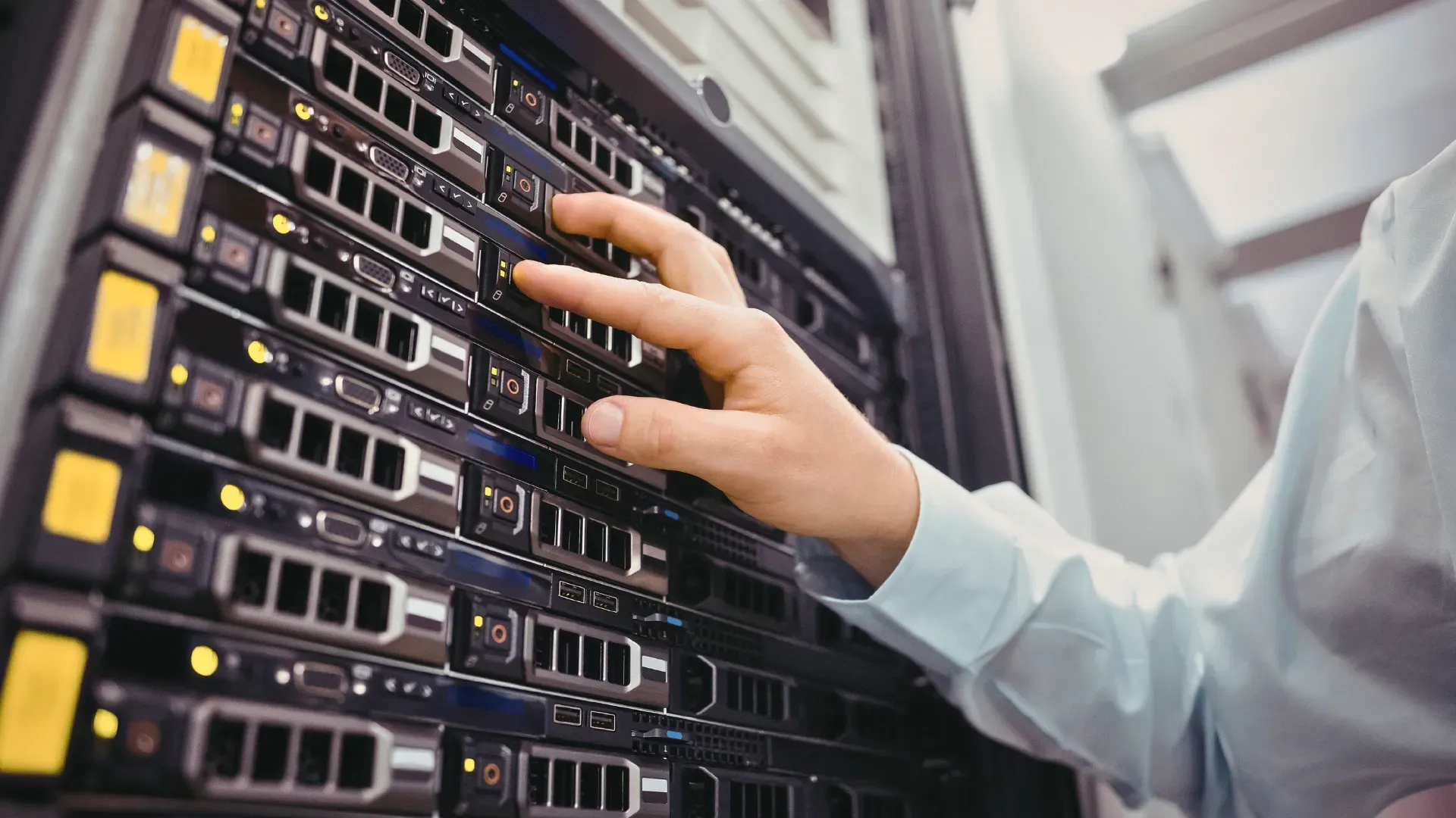 Server backup and disaster recovery — CarpaThin Logic 3-2-1 backup strategy
